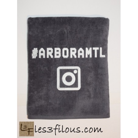 Prénom Logo Drap de Bain Brodé et Personnalisé DRA-146