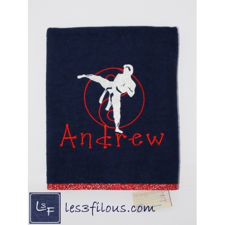 Karaté Sport de Combat Drap de Bain Brodé et Personnalisé DRA-042