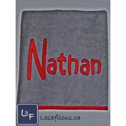 Prénom Logo Drap de Bain Brodé et Personnalisé DRA-151