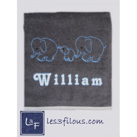 Éléphant Famille Drap de Bain Brodé et Personnalisé DRA-067
