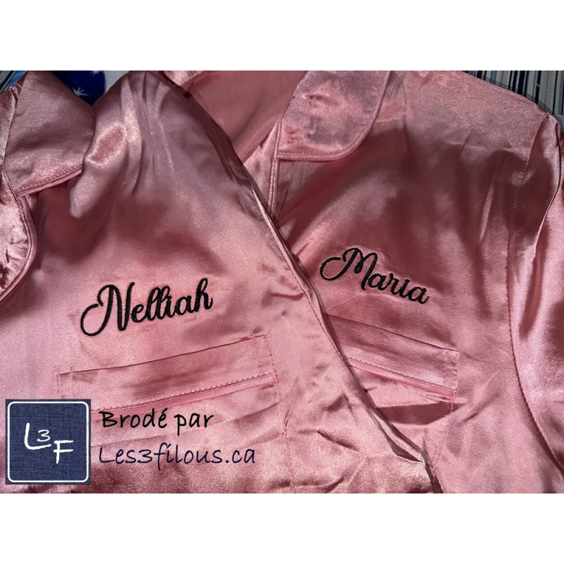 Service de Broderie sur pyjama de satin BRO-116