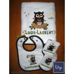 Maman Hibou Drap de Bain Brodé et Personnalisé DRA-014