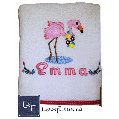 Flamant Rose Drap de Bain Brodé et Personnalisé DRA-010