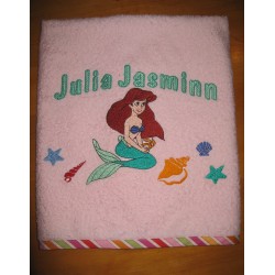 Petite Sirene Drap de Bain Brodé et Personnalisé DRA-082