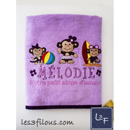 Singes à la Plage Drap de Bain Brodé et Personnalisé DRA-101