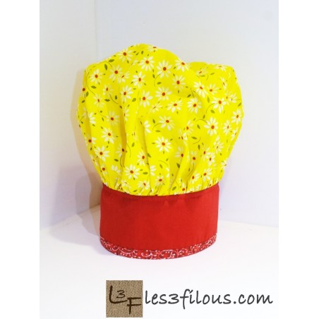 Toque Marguerites Fleurs brodée à votre nom TOQ-015