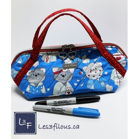 Petits Chats Médical Docteur Vétérinaire Pochette Mia tout usage ( Coffre à crayons, Trousse à maquillage) POC-141