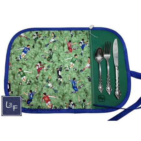 Joueurs de Soccer Sport Napperon avec Pochette Personnalisé Prêt à Broder NAP-412P