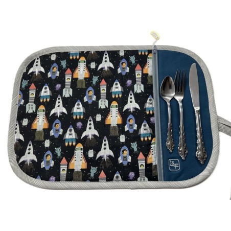 Fusée Navette Spatiale Napperon avec Pochette Personnalisé Prêt à Broder NAP-427P