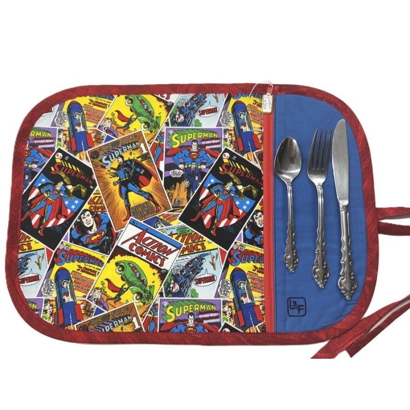 Super Héros Napperon Avec Pochette Prêt à Broder NAP-420P