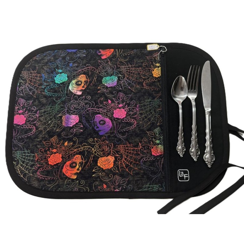 Crane Tête de Mort Skull Squelette Napperon avec Pochette Prêt à Broder NAP-435P