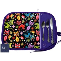 Chats de toutes les Couleurs Napperon avec Pochette Prêt à Broder Personnalisé NAP-476P