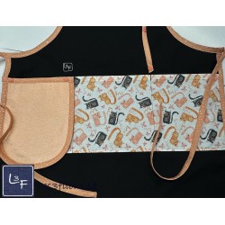 Chats Gris et Corail Tablier Noir Adulte avec Essuie-mains Prêt à Broder TEM-450P
