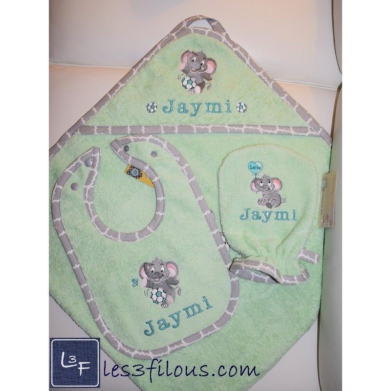 Elephant Serviette Capuchon Brodée et Personnalisée DOU-092