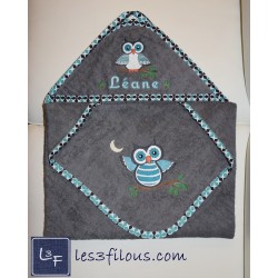 Hibou Serviette Capuchon Brodée et Personnalisée DOU-035