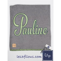 Prénom Logo Drap de Bain Brodé et Personnalisé DRA-118
