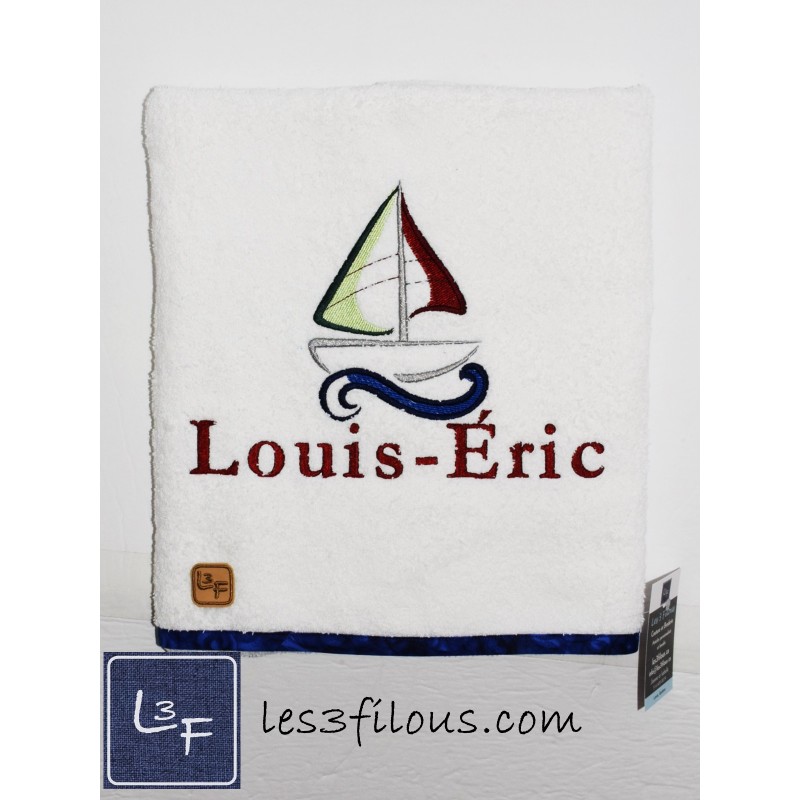 Voilier Drap de Bain Brodé et Personnalisé DRA-121